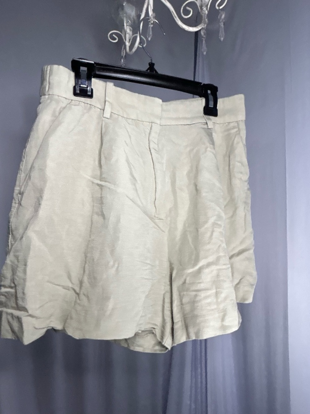 H&M Pleated High Rise Linen Blend Dress Shorts Womens 6 Beige/Olive